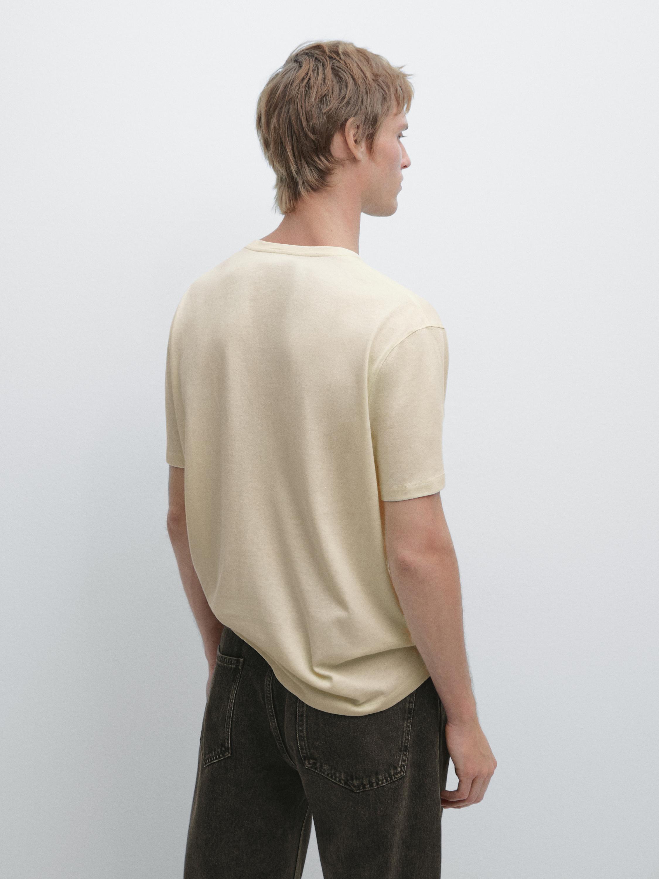 Short sleeve cotton blend T-shirt